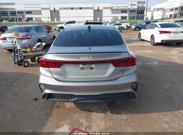 3KPF54ADXPE594425 2023 KIA FORTE Gray 