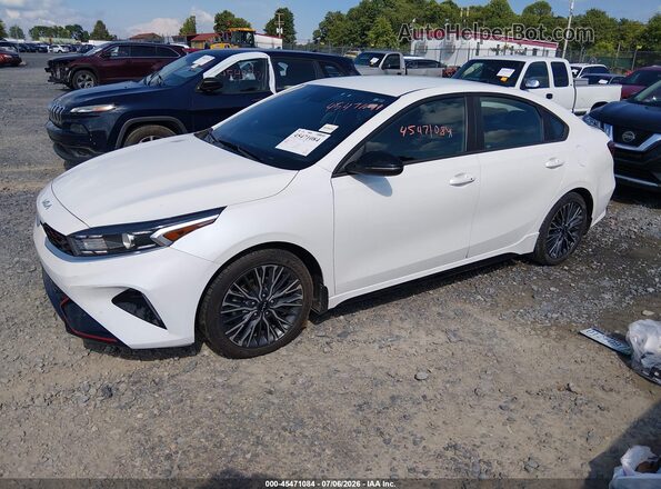 3KPF54ADXPE646894 2023 KIA FORTE White Передня ліва чверть