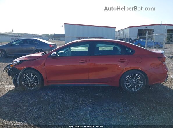 3KPF54ADXRE724142 2024 KIA FORTE Orange 