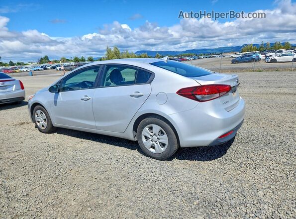 3KPFK4A70HE090213 2017 KIA FORTE Gray Задня ліва чверть