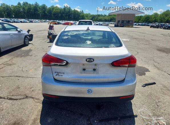 3KPFK4A71HE047113 2017 KIA FORTE Silver Հետևի տեսք