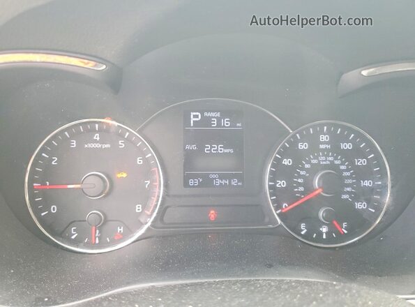 3KPFK4A71HE109593 2017 KIA FORTE White 