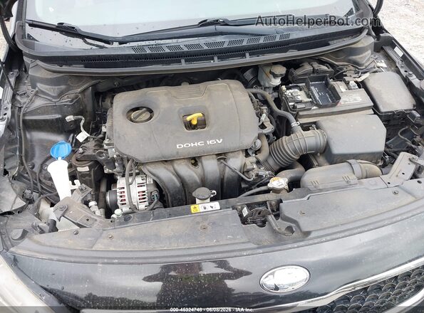 3KPFK4A71HE136759 2017 KIA FORTE Черный Вид сзади