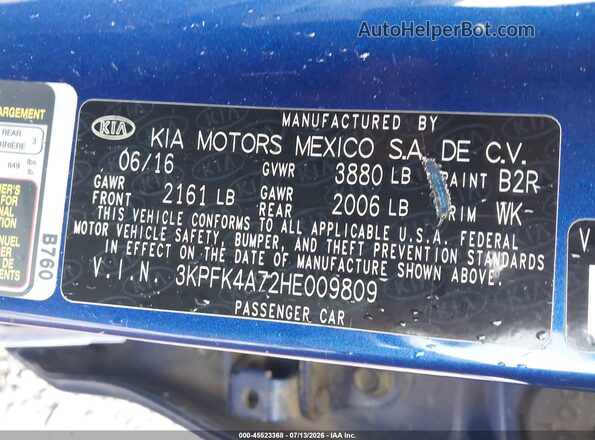 3KPFK4A72HE009809 2017 KIA FORTE Blue Widok komory silnika