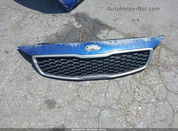 3KPFK4A72HE047718 2017 KIA FORTE Blue Widok wnętrza z tyłu