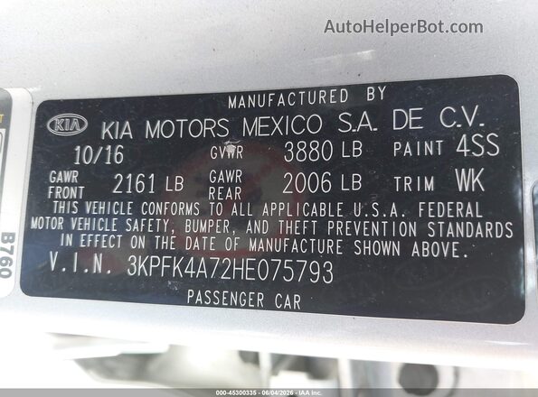 3KPFK4A72HE075793 2017 KIA FORTE Silver 