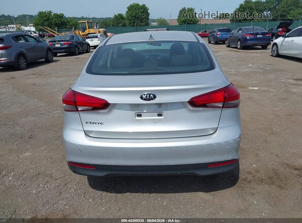 3KPFK4A72HE075793 2017 KIA FORTE Silver 