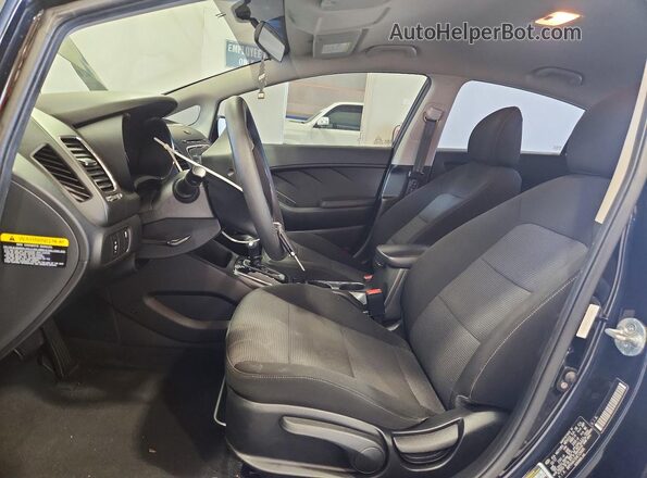 3KPFK4A72HE129495 2017 KIA FORTE Black 