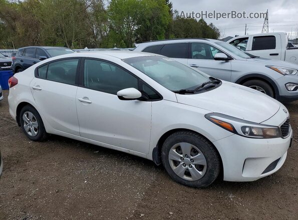 3KPFK4A73HE006921 2017 KIA FORTE Белый Передняя правая четверть