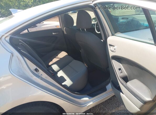 3KPFK4A74HE075939 2017 KIA FORTE Silver Вид наклейки з VIN-кодом