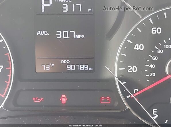 3KPFK4A74HE075939 2017 KIA FORTE Silver 