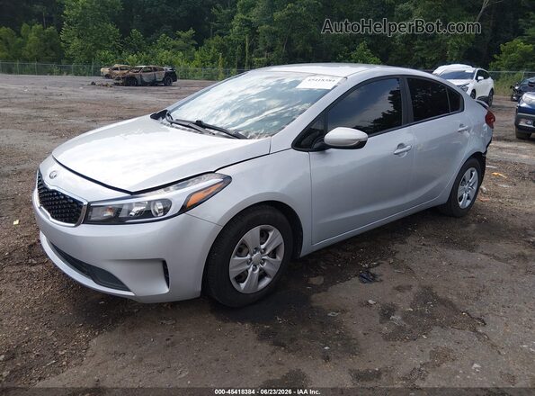 3KPFK4A74JE276388 2018 KIA FORTE Gray Przód lewy
