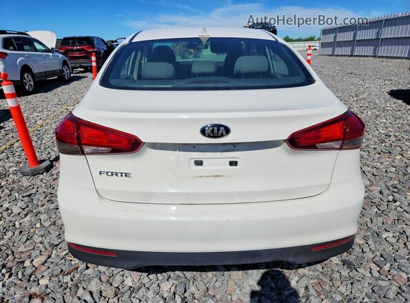 3KPFK4A75HE065159 2017 KIA FORTE White 