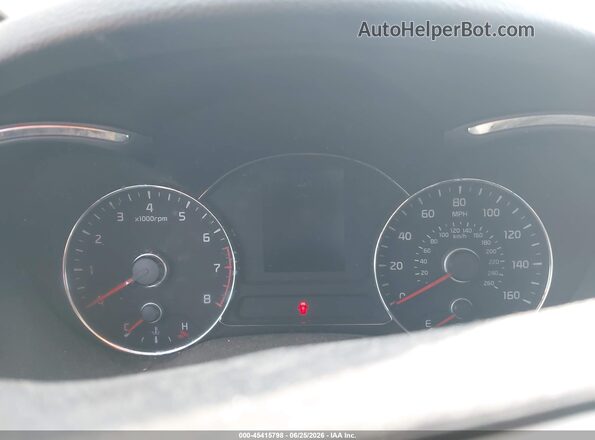 3KPFK4A75JE174646 2018 KIA FORTE Burgundy Vista interior de 360 grados