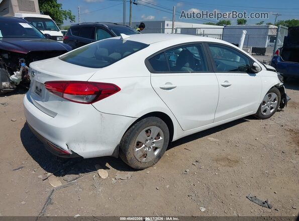 3KPFK4A76HE037841 2017 KIA FORTE White უკანა მარჯვენა