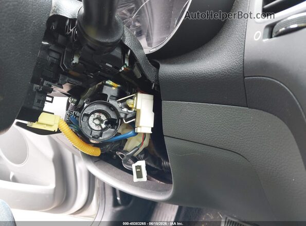 3KPFK4A76HE153802 2017 KIA FORTE Silver 