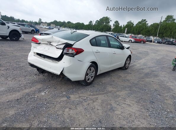 3KPFK4A76JE229010 2018 KIA FORTE Белый Задняя правая четверть