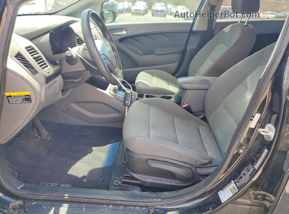 3KPFK4A77HE062974 2017 KIA FORTE Black 