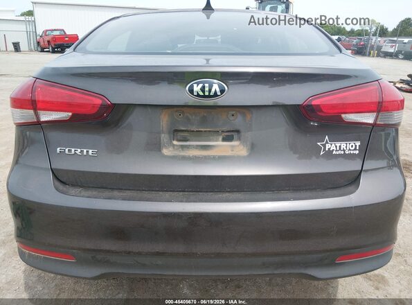 3KPFK4A77HE113339 2017 KIA FORTE Gray Vista interior trasera
