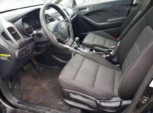 3KPFK4A78HE135088 2017 KIA FORTE Black წინა სალონის ხედი
