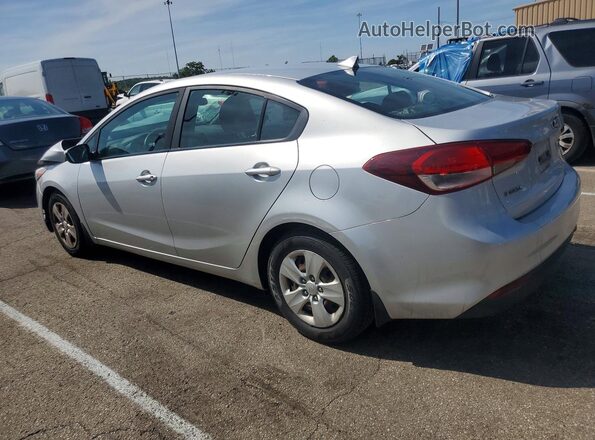 3KPFK4A79HE027059 2017 KIA FORTE Серебряный 