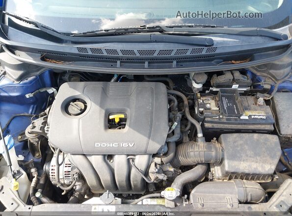 3KPFK4A79HE038949 2017 KIA FORTE Blue Widok z tyłu
