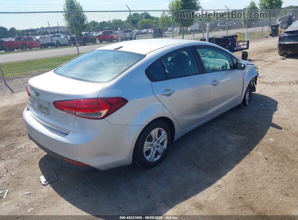 3KPFK4A79HE043066 2017 KIA FORTE Silver Trasero derecho