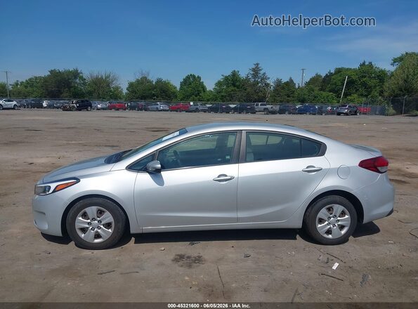 3KPFK4A79HE043066 2017 KIA FORTE Silver Vista interior de 360 grados