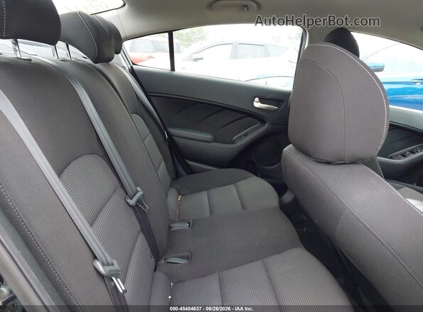3KPFK4A79HE140249 2017 KIA FORTE Black Вид наклейки з VIN-кодом
