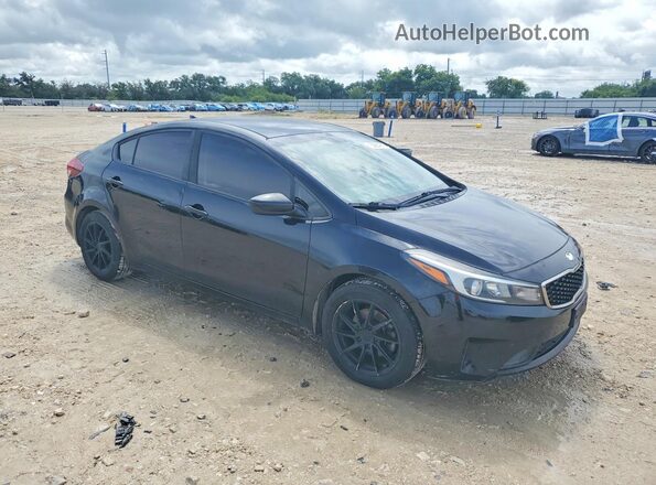 3KPFK4A79JE179722 2018 KIA FORTE Black 