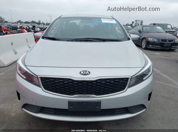 3KPFK4A7XJE214283 2018 KIA FORTE Silver ხელსაწყოთა პანელის ხედი