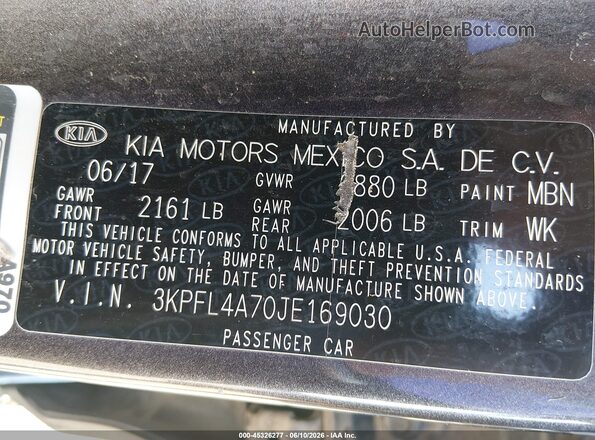 3KPFL4A70JE169030 2018 KIA FORTE Gray Engine compartment view