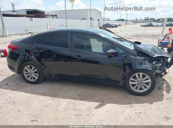 3KPFL4A71HE085888 2017 KIA FORTE Black 