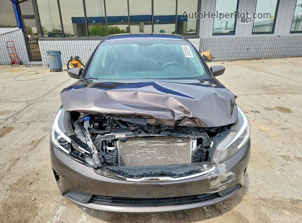 3KPFL4A71JE204366 2018 KIA FORTE Brown Widok z przodu