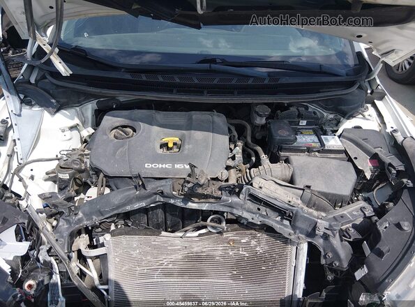 3KPFL4A71JE219370 2018 KIA FORTE White Vista trasera