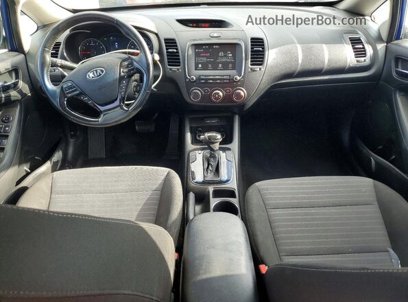 3KPFL4A73HE123136 2017 KIA FORTE Blue Вид панелі приладів