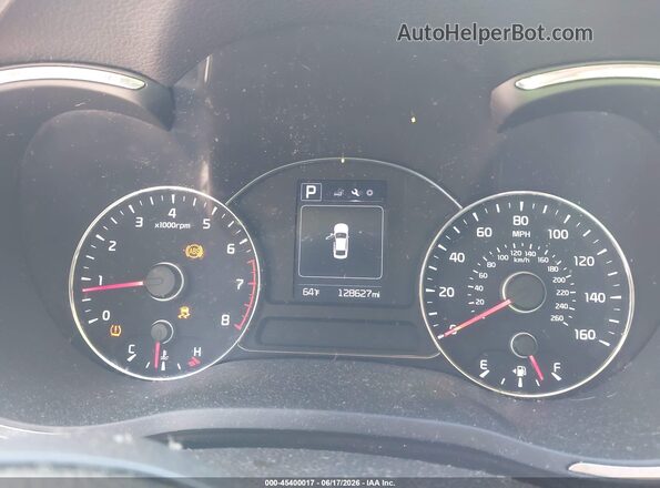 3KPFL4A75HE010918 2017 KIA FORTE Черный Вид задних сидений