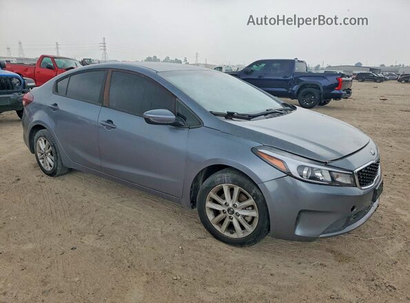 3KPFL4A75HE030036 2017 KIA FORTE Gray Delantero derecho