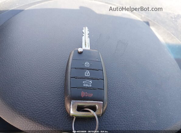 3KPFL4A75JE194571 2018 KIA FORTE Blue Առջևի վահանակի տեսք