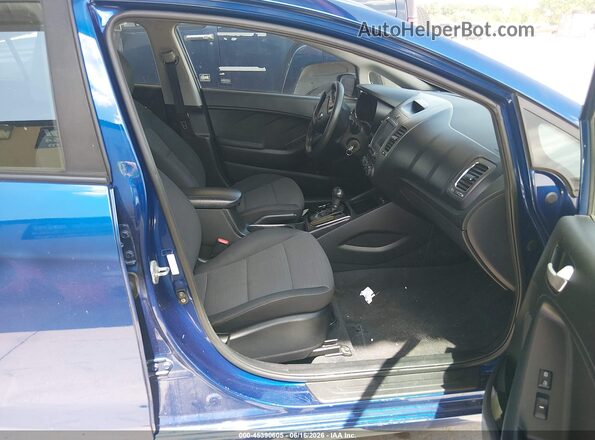 3KPFL4A75JE238486 2018 KIA FORTE Blue 