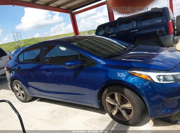 3KPFL4A75JE238486 2018 KIA FORTE Blue 