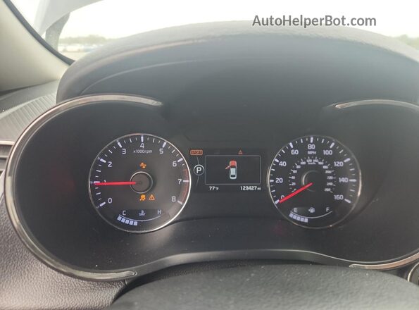3KPFL4A75JE262190 2018 KIA FORTE Black Вид щитка приладів