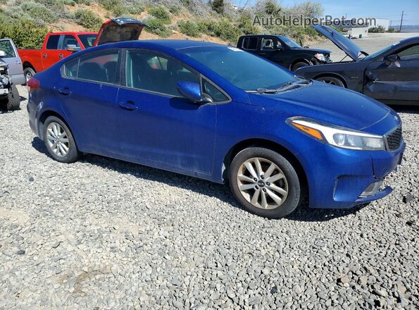 3KPFL4A76HE017456 2017 KIA FORTE Blue Przód prawy