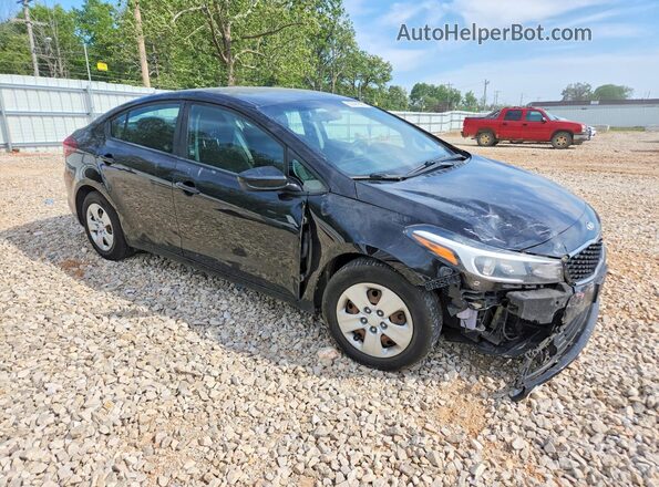 3KPFL4A77HE045363 2017 KIA FORTE Black Przód prawy