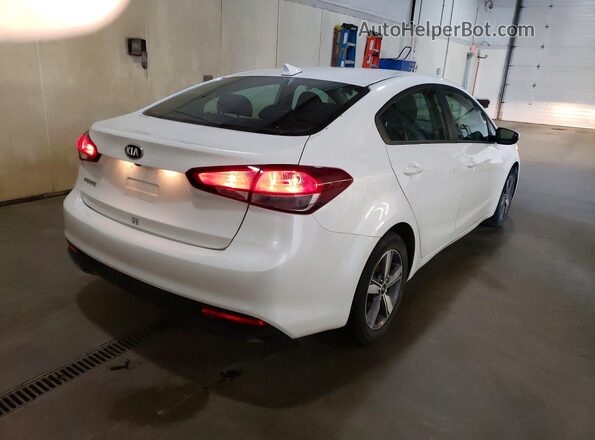 3KPFL4A77JE235394 2018 KIA FORTE White Задня права чверть