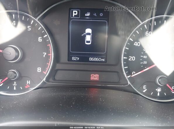 3KPFL4A78JE169888 2018 KIA FORTE Gray 