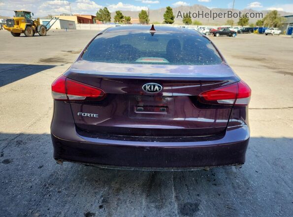 3KPFL4A79HE014809 2017 KIA FORTE Burgundy Widok z tyłu