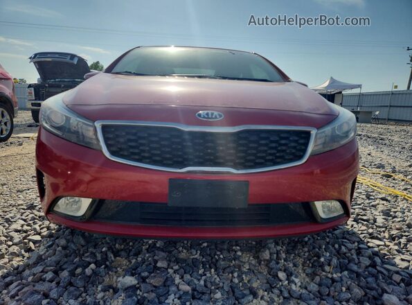 3KPFL4A79HE062780 2017 KIA FORTE Красный Вид спереди