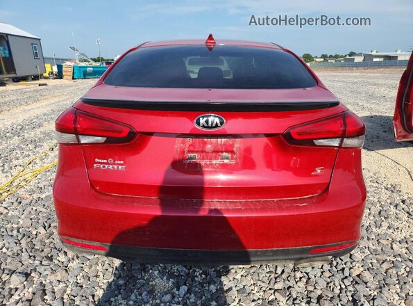 3KPFL4A79HE062780 2017 KIA FORTE Красный Вид сзади