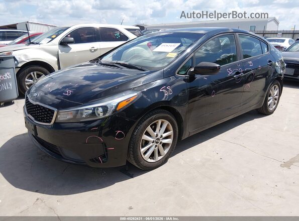3KPFL4A7XHE151421 2017 KIA FORTE Black Передня ліва чверть